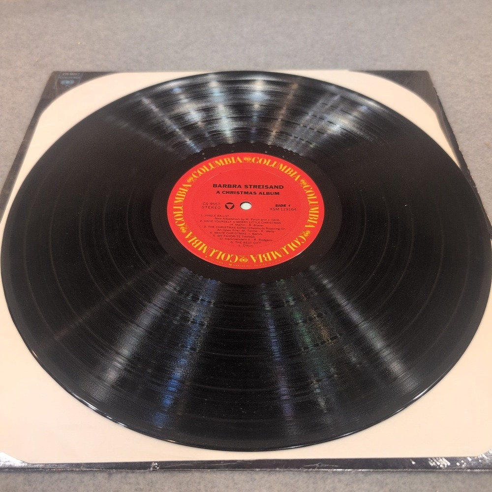Barbra Streisand A Christmas Album Vinyl LP Columbia CS 9557 Holiday Stereo VG+ - Picture 3 of 6